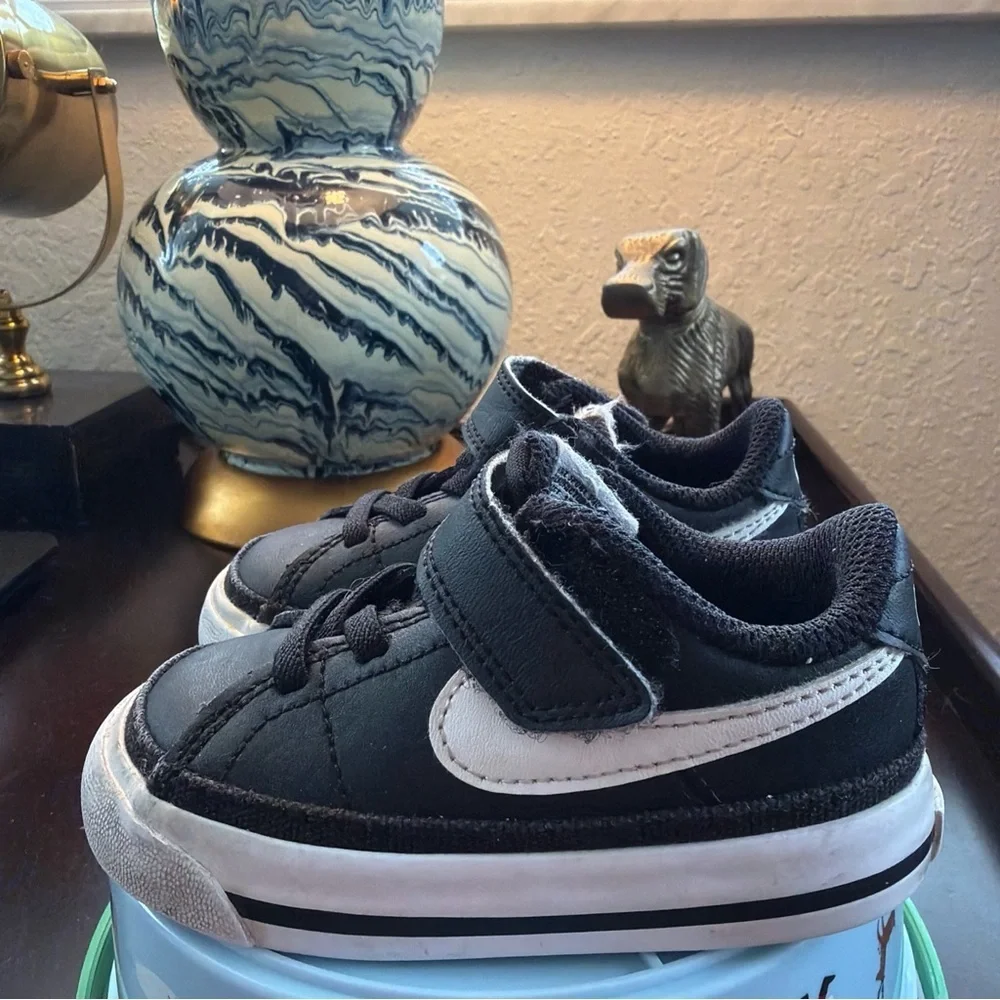 Nike Court Legacy Toddler DA5382-002 Kids Black and White Sneakers